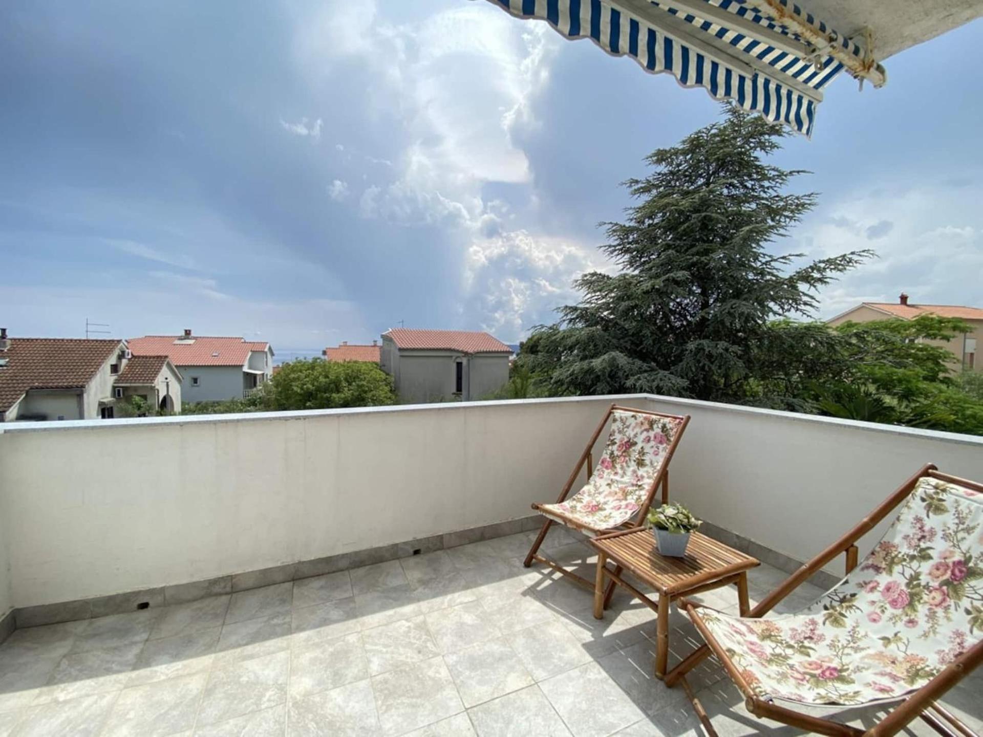 Family Apartments Viva Close To The Beach Veglia Exterior foto
