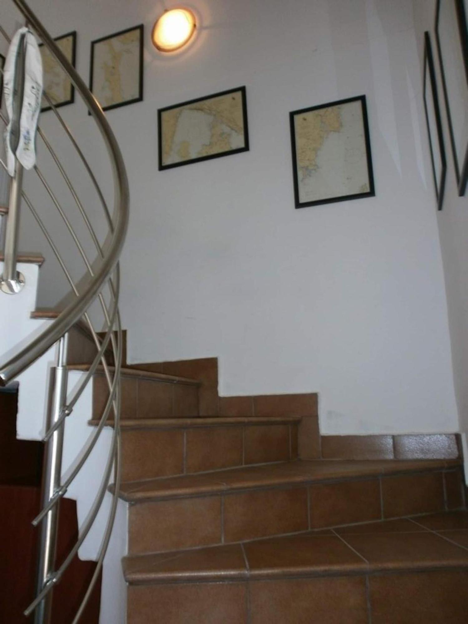 Family Apartments Viva Close To The Beach Veglia Exterior foto