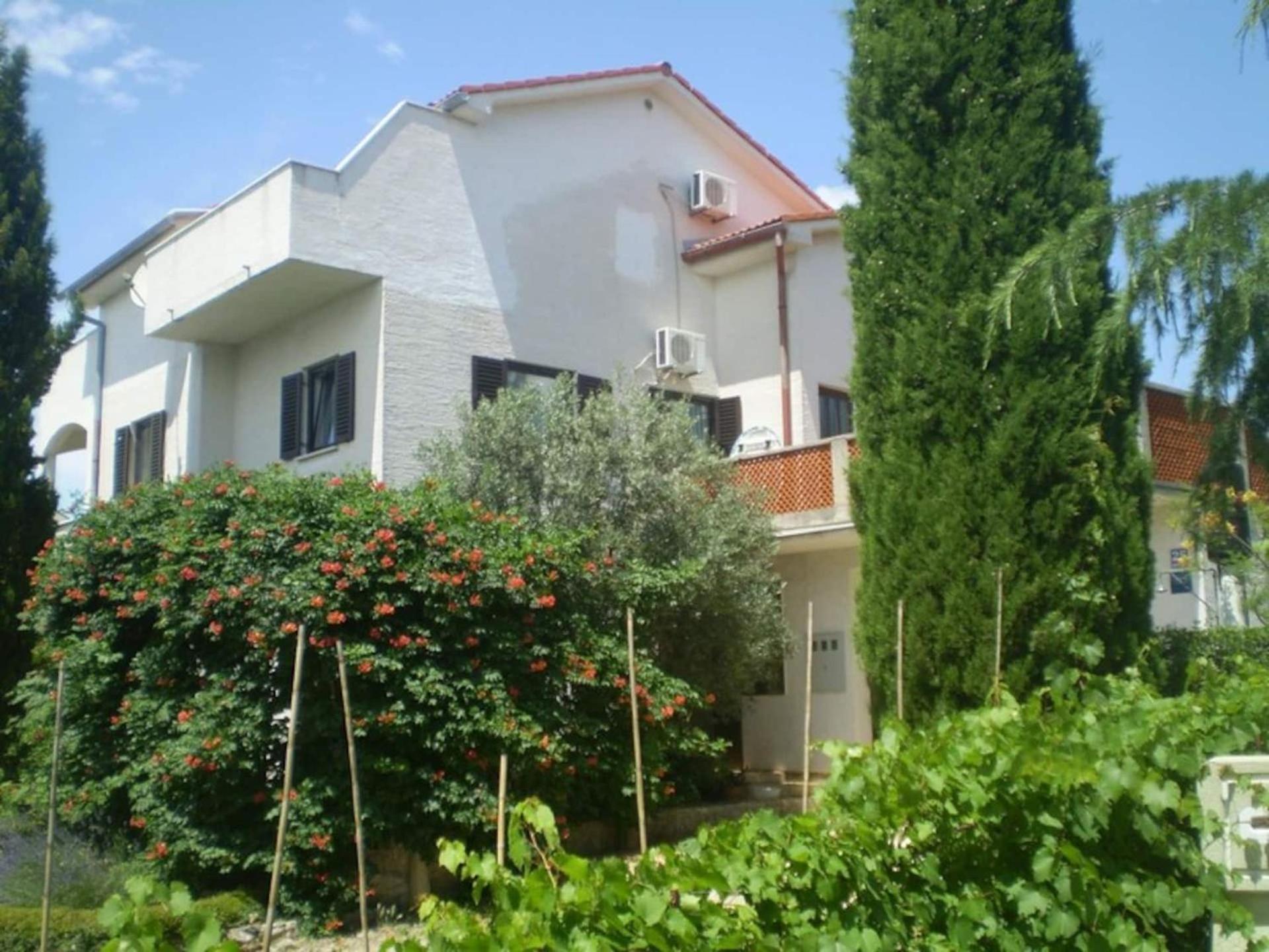 Family Apartments Viva Close To The Beach Veglia Exterior foto