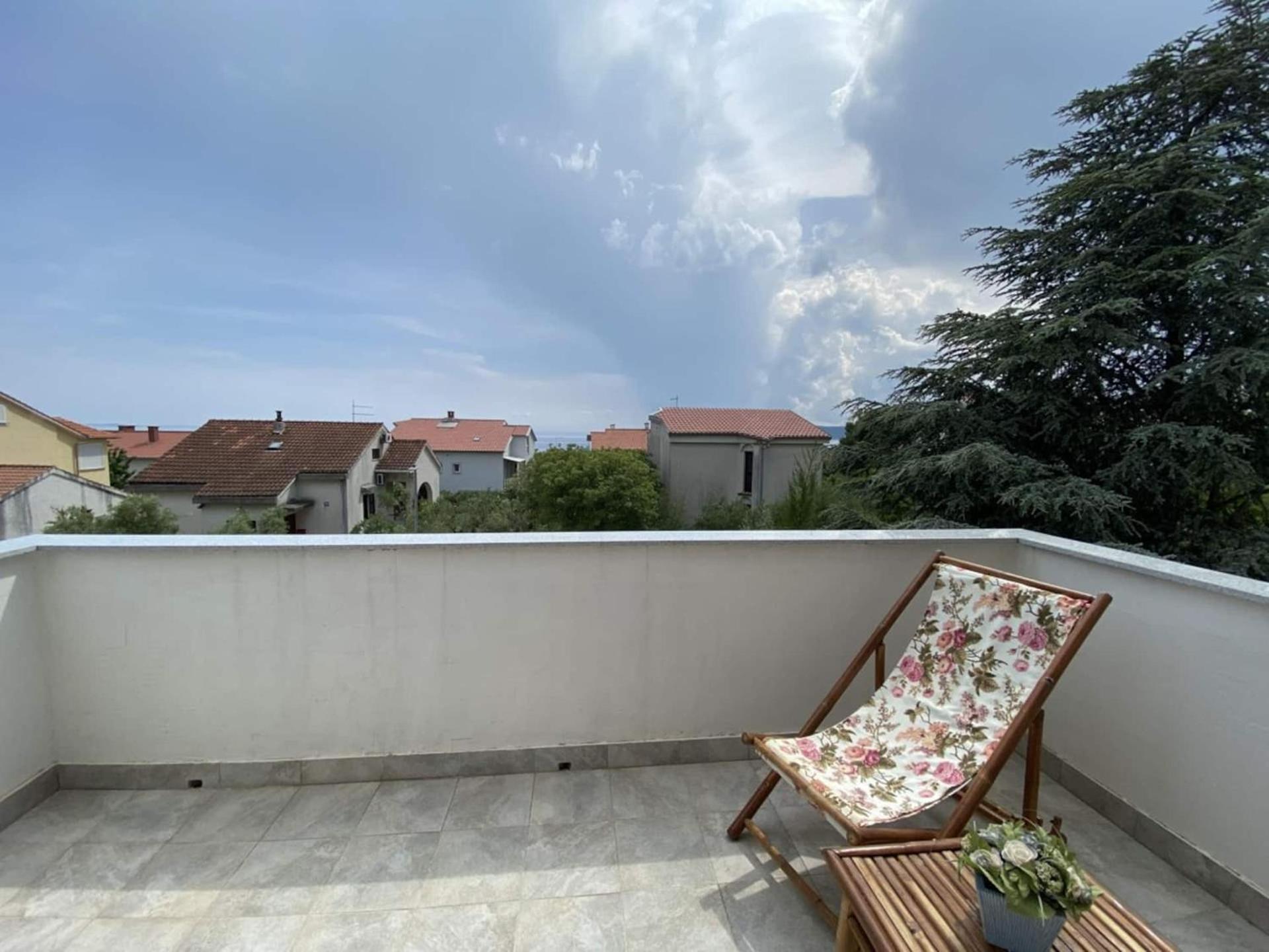 Family Apartments Viva Close To The Beach Veglia Exterior foto